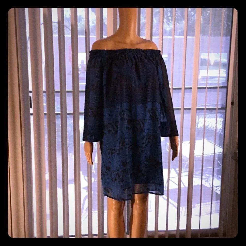 James & Erin Blue Print 3/4 Sleeve Off Shoulder Midi Woman’s Dress Black Lining